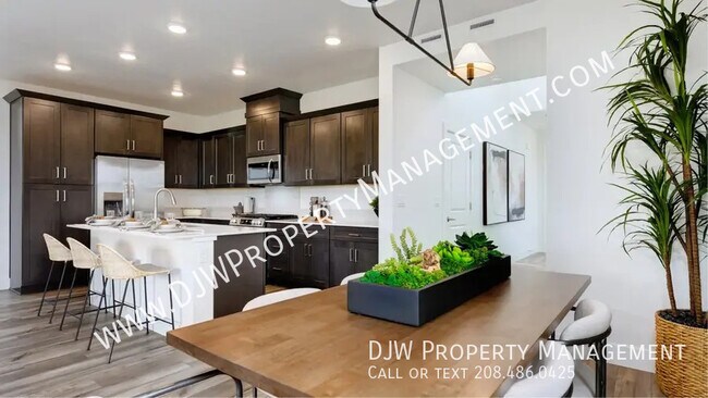 Foto del edificio - 1727 N Truman Ave