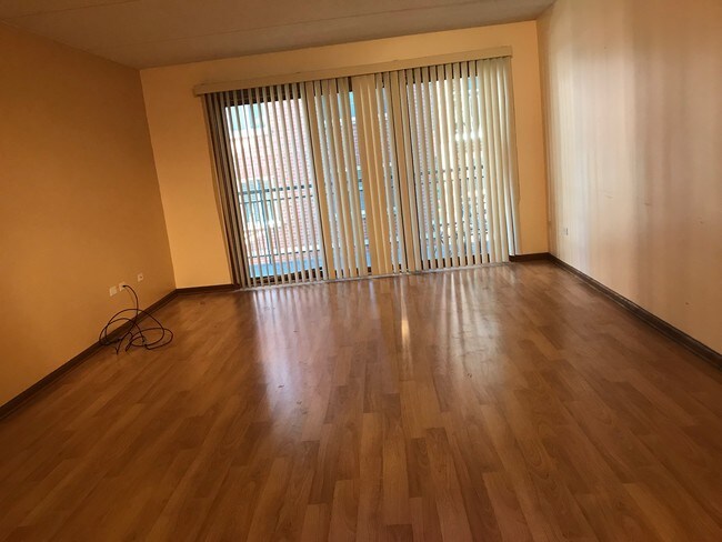 Foto del edificio - 5340 N Lowell Ave