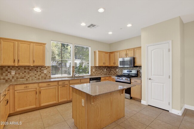 Building Photo - 20937 W White Rock Rd