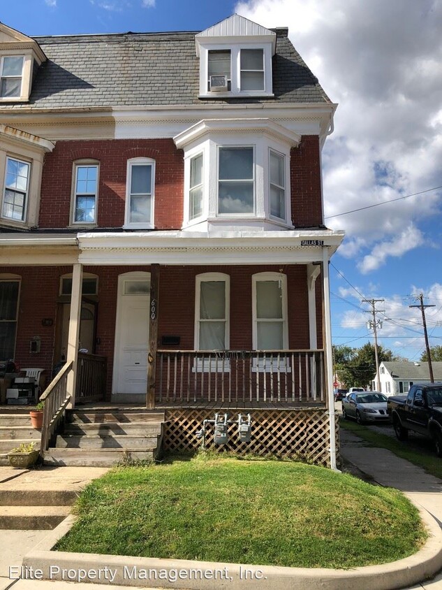Primary Photo - 3 br, 1 bath House - 600 Dallas St., Apt. 2