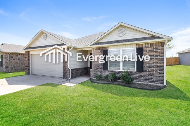 Building Photo - 10756 SW 23rd Pl