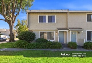 Building Photo - 606 Fairhaven Way