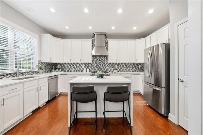 Foto del edificio - 3655 E Paces Walk