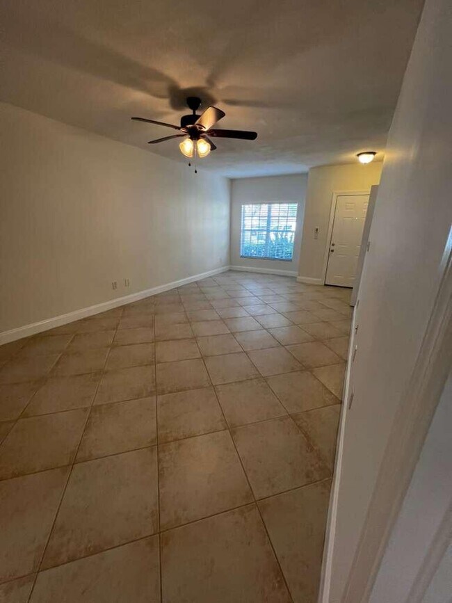 Foto del edificio - 10354 Fox Trail Rd S