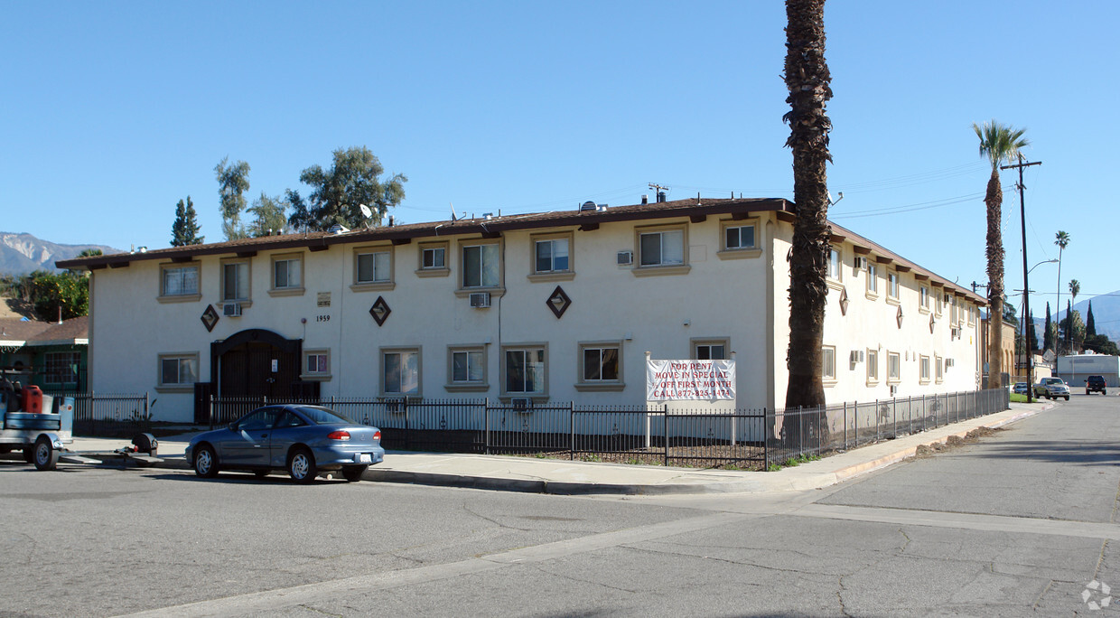 Primary Photo - Trinity Living Apartments