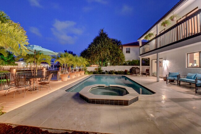 Foto del edificio - 399 SW 15th St