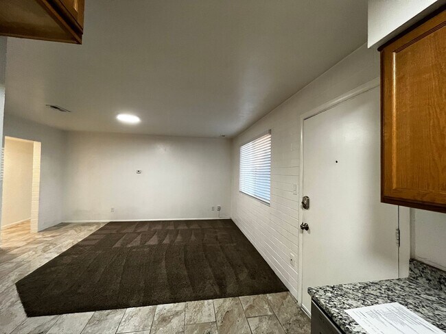 Foto del edificio - 2-Bedroom Apartment, Close to BYU campus