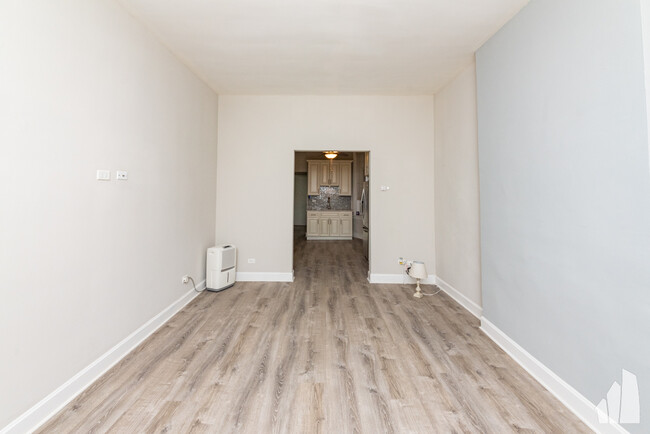 Foto del edificio - 1446 W Lexington St