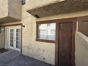 Building Photo - 5049 Spencer St