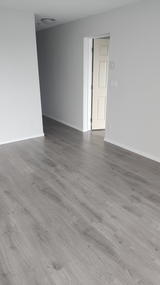 Building Photo - 3683 E Hastings St