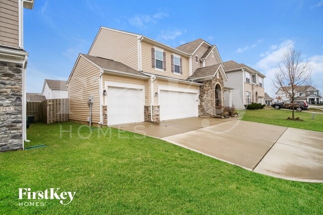 Foto del edificio - 5767 Blue Sky Dr