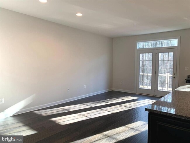 Foto del edificio - Gorgeous 4bd 3.5bth townhouse in Parkside.