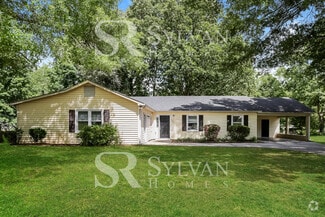 Building Photo - 103 Redwood Ln