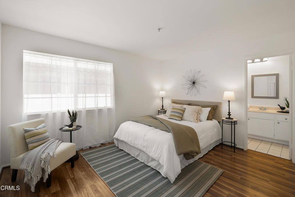 Foto principal - 449 N Catalina Ave