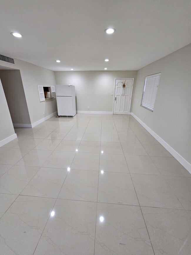 Foto del edificio - 3307 NW 108th Dr