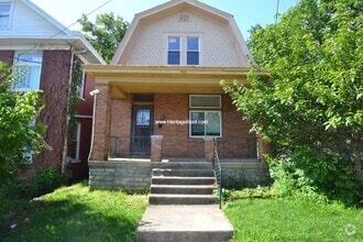 Building Photo - 3611 Van Vey Ave