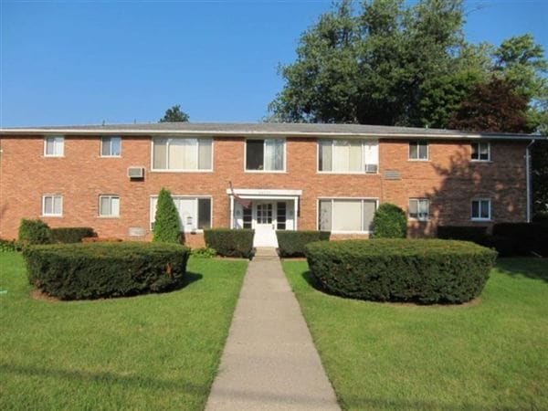 Building Photo - 28721 Jefferson Ave