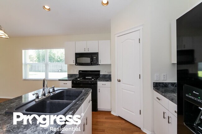Building Photo - 7623 Clovelly Park Pl