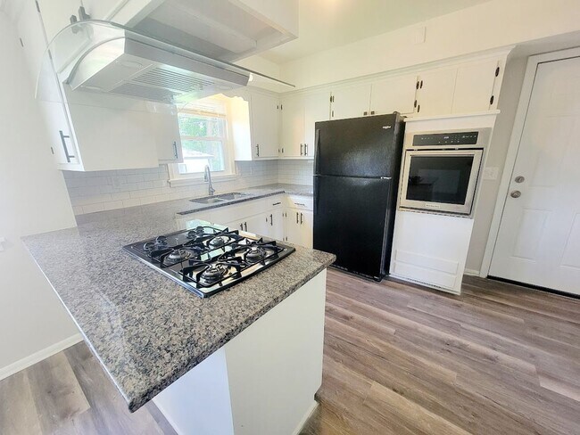 Foto del edificio - 5641 4th St NE