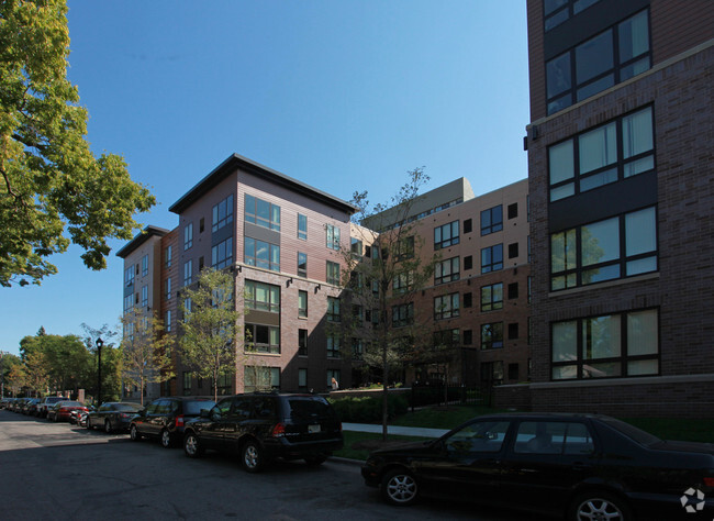 Building Photo - Yugo Minneapolis 412 Lofts