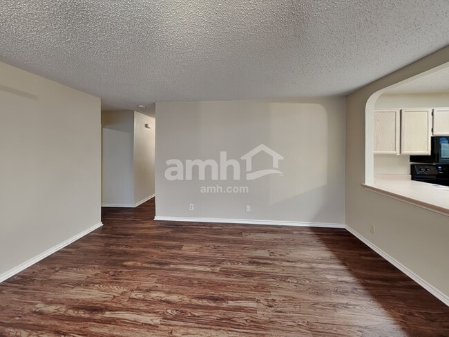 Building Photo - 6322 Regency Ct