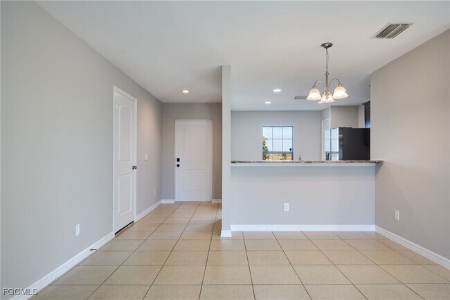 Building Photo - 908 NW 24th Terrace