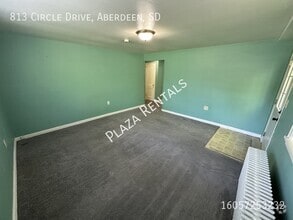 Building Photo - 1101 N 1st St
