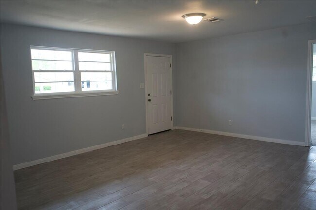 Building Photo - 7307 Avenue O
