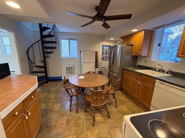 Foto del edificio - 60 Haines St