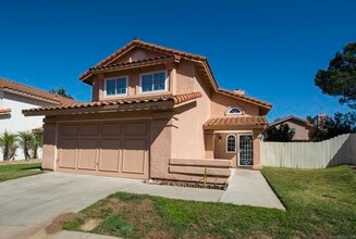 Building Photo - 630 Thunder Glen