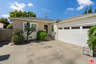 Building Photo - 5227 Etheldo Ave