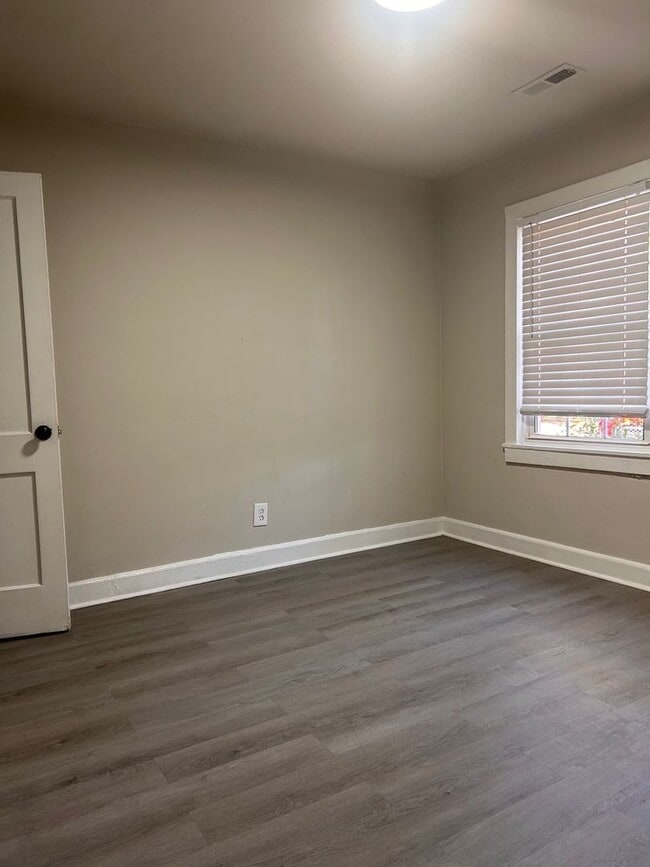 Foto del edificio - 2634 Druid Hls Wy