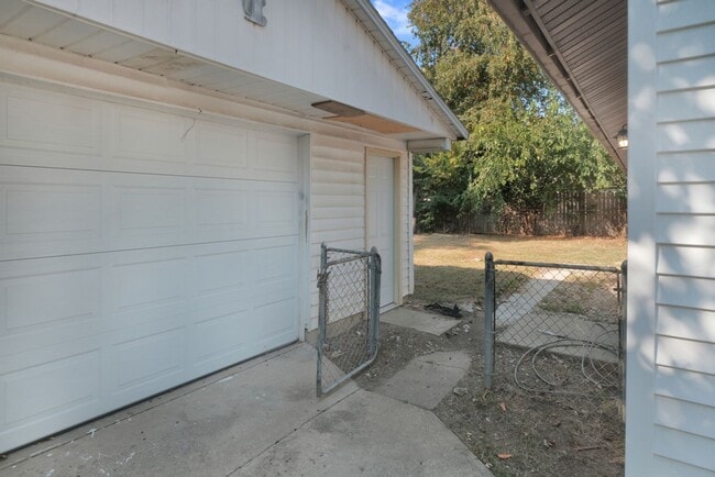 Building Photo - COMING SOON!!!Newly remodeled ranch home
