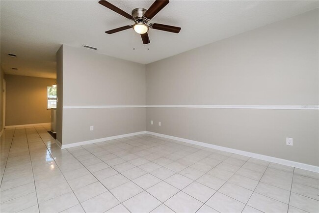 Foto del edificio - 7014 N Palmetto Ln