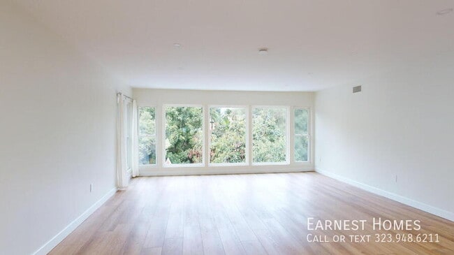 Building Photo - 4735 Nob Hill Dr