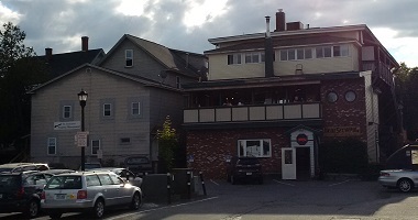 Foto principal - 44 Main St