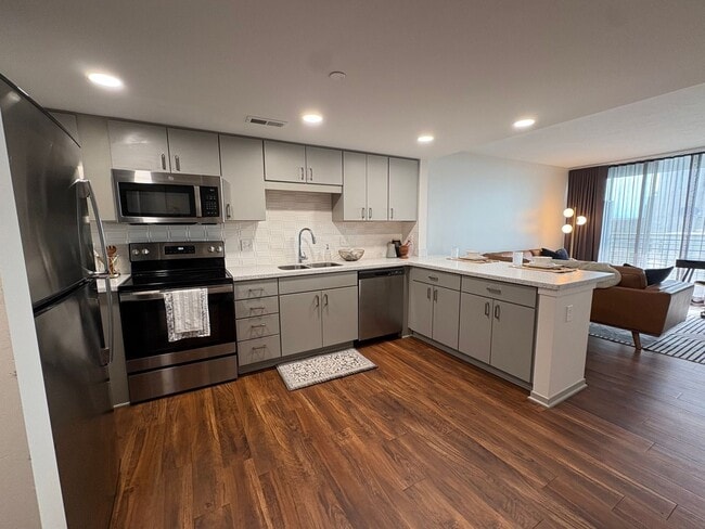 Interior Photo - Sky Park Apartments