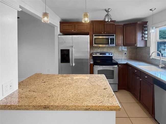 Photo - 811 W Oakland Park Blvd Apartment