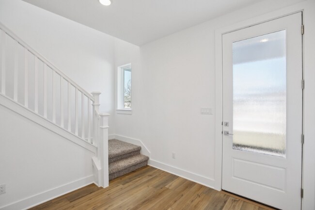 Foto del edificio - 1104 Yaupon Holly Dr