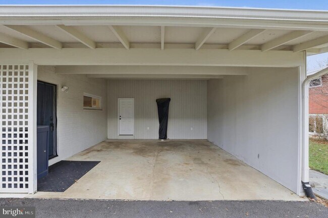 Foto del edificio - 6616 Beverly Ave