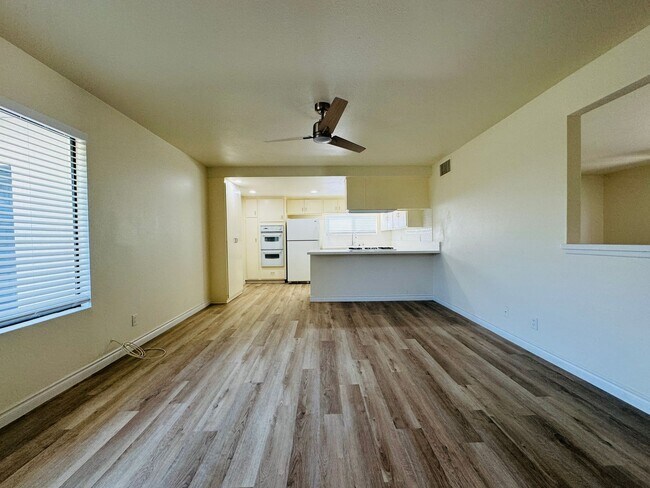 Building Photo - 3 Bed, 2 Bath home in Glendora