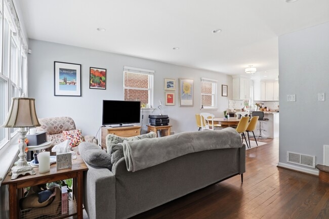 Photo - 521 Madison St NE (Washington, DC) Townhome