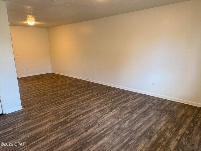 Foto del edificio - 5138 Lance St