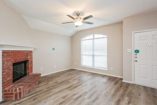 Foto del edificio - 1748 Cansler Ln