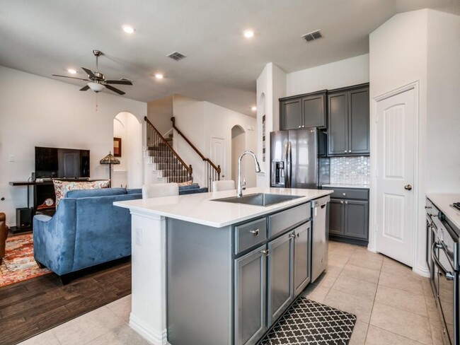Building Photo - 2726 Salt Creek Way