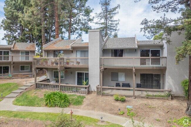 Alternate Exterior - 4527 Hansen Ave