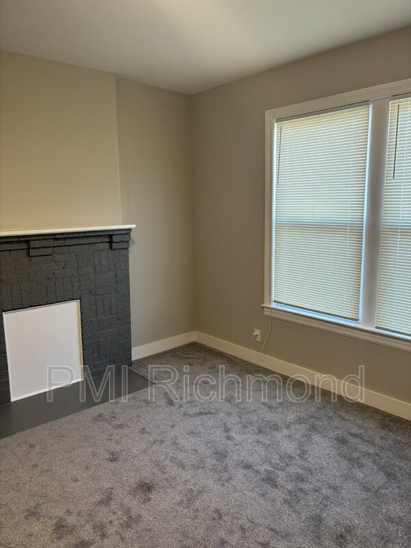 Building Photo - 3301 Stockton St