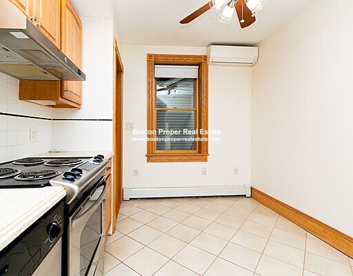 Building Photo - 46 Garden St