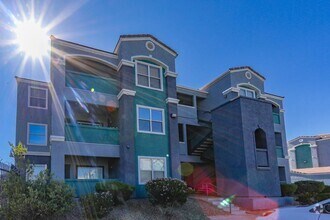 Building Photo - 6955 N Durango Dr