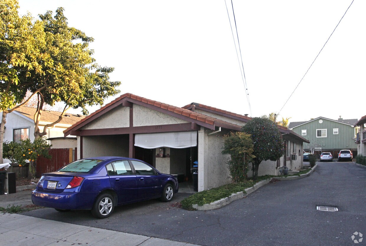 Building Photo - 1757-1777 Washington St